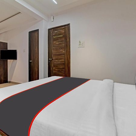 Hotel Collection O Crystal Pimpri-Chinchwad Exterior foto